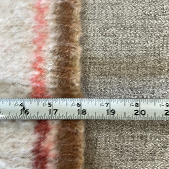 FREE PEOPLE EMERSON PULLOVER CROPPED SWEATER COLOR CHAMPAGNE DREAM LARGE - Picture 10 of 12